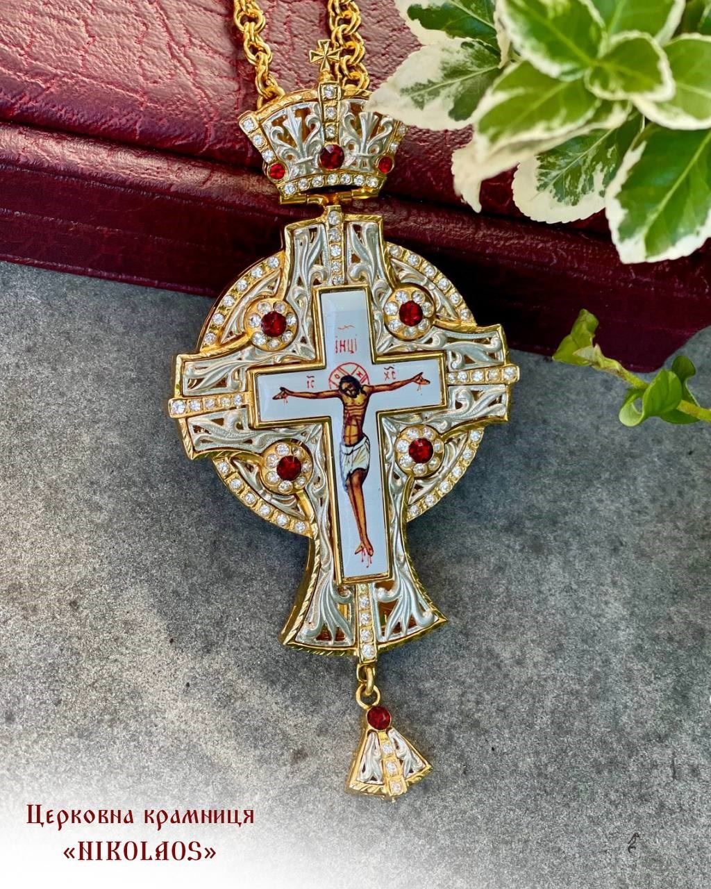 Pectoral cross with jewels