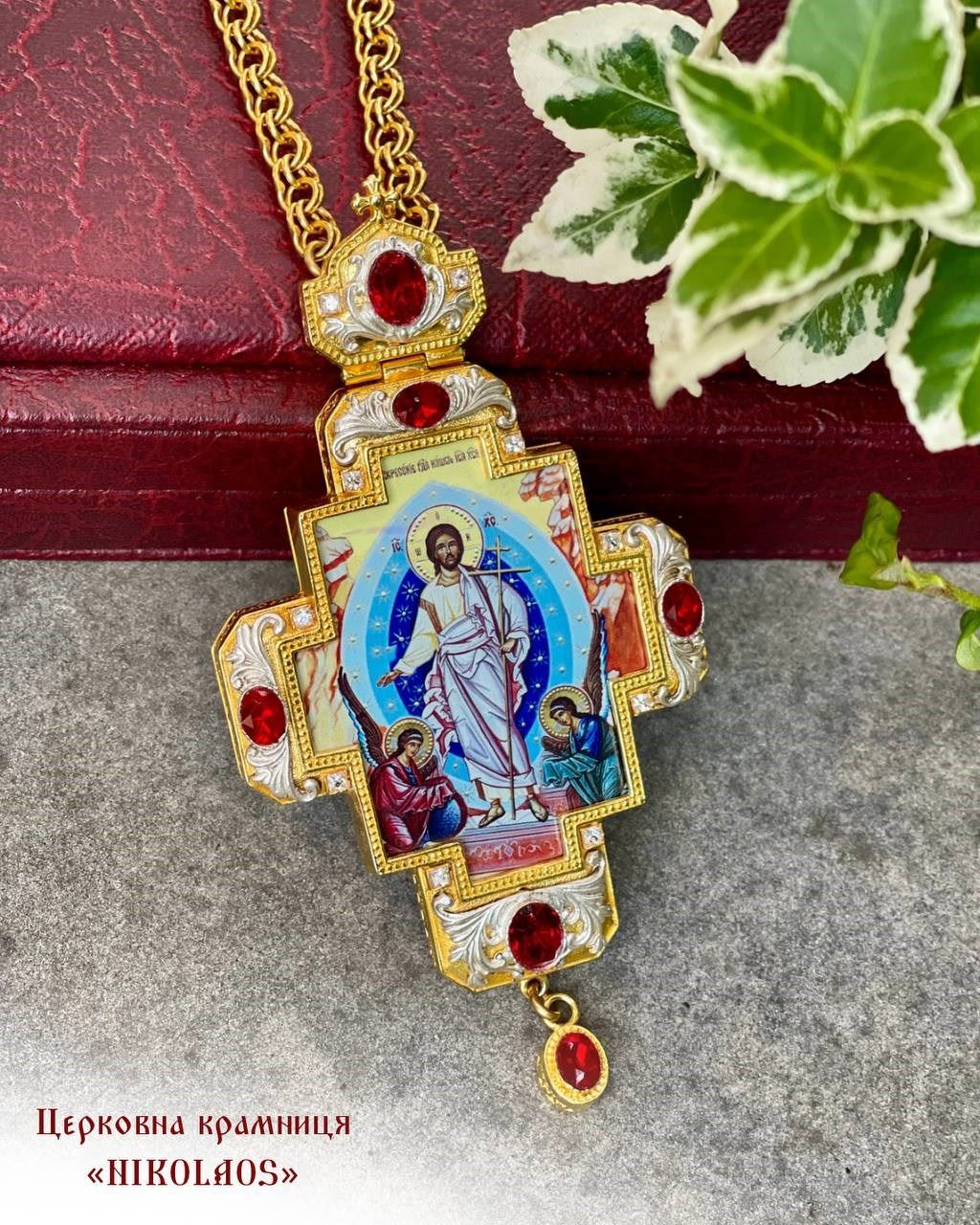 Pectoral cross with jewels